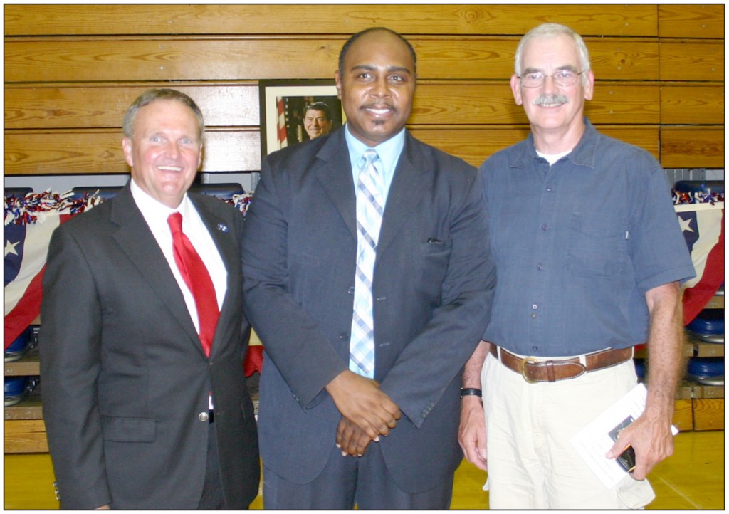 Clay County GOP Chairman Dwayne Craighead (left) and Clay County GOP Vice-Treasurer Eddie Burnette (right) greet radio personality Carl Boyd, Jr. (center) who spoke at the third annual Upper Cumberland Reagan Day Dinner held recently at Livingston Academy.